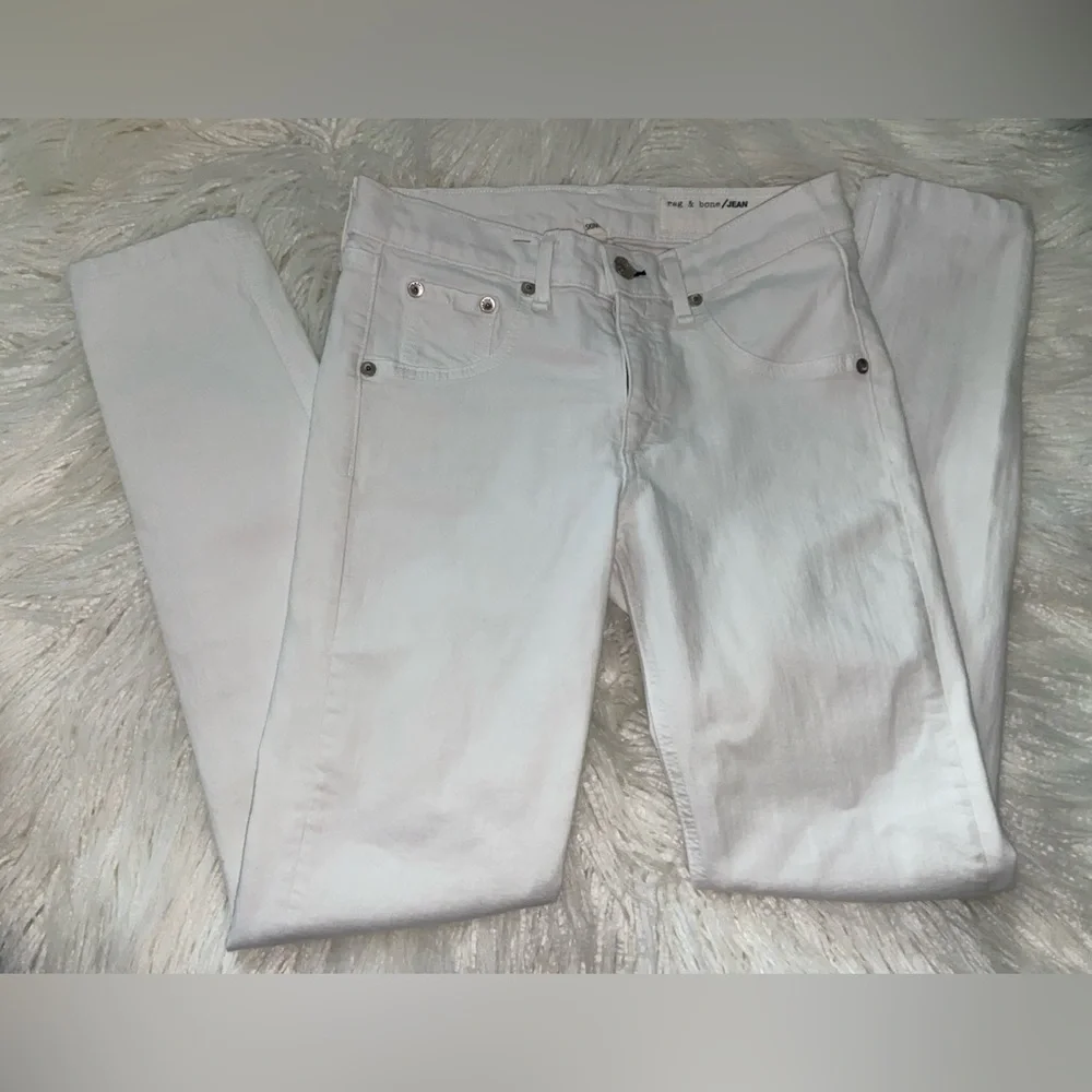 rag & bone Bright White Skinny Jeans - Picture 2 of 8